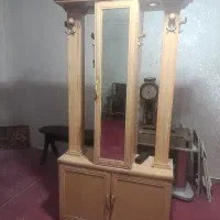 دکوری و جاکفشی