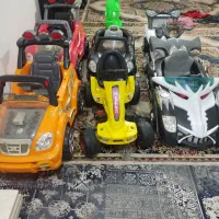 همه ماشین و موتور شارژی سالم و باطری دار6عدد