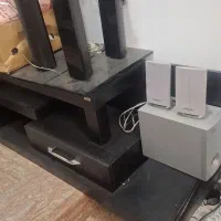 فروش فوری تلویزیون و میز|تلویزیون و پروژکتور|تبریز, |دیوار