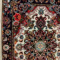 فرش دست بافت اندازه ۹۰ در یک و بیست ریز بافت|فرش|تبریز, |دیوار