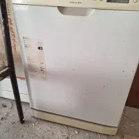 ظرفشویی تمیز