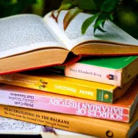 آموزش زبان انگلیسی و ترکی استانبولی و دروس مدرسه
