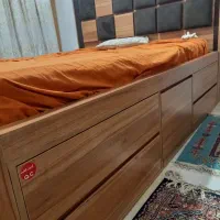 تخت دو نفره در حد نو نو