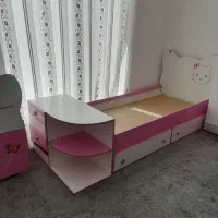 تخت وکمدکودک