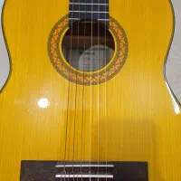گیتار یاماها C70