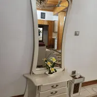 آینه و کنسول