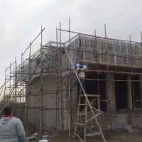 به یک کارگر یا جوش نیم ورد نیاز داریم