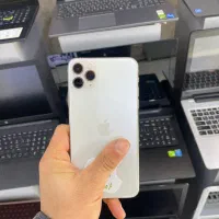 ۱۱ پرومکس رنگ سفید وارداتی