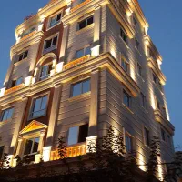 ۱۲۷ متر/جنوبی/تک واحدی/پرستار