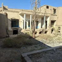 ملک سنتی سه بر ،۳۷۰ متری، خیابان علوی