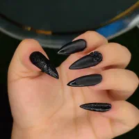 کاشت ناخن|خدمات آرایشگری و زیبایی|ارومیه, |دیوار