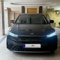 kmc j7 1403 کم‌کار تمیز بی رنگ کارمندی