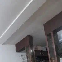 کابینت بالای سینگ ویک هم ۳تاکشوداره وبغلش یک در