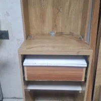 میز صندوق و قفسه فلزی