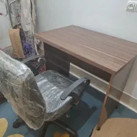 میز وصندلی