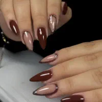 کاشت ناخن با کمترین قیمت