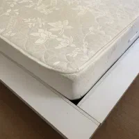 تختدونفره|تخت و سرویس خواب|خوی, |دیوار