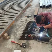 خدمات جوشکاری ، تعمیرات با نازل ترین قیمت و کیفیت