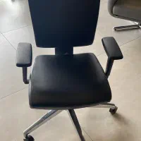 میز و مبل دفتر کار نو