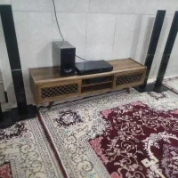 میز تلویزیون  و سینما خانگی در حد نو