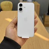 ایفون ۱۶نرمال ۱۲۸گیگ ۲سیم ۱بار شارژ