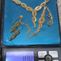 طلا و جواهرات