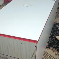 اتاق پروف و چوب لباسی .مانکن...