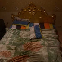 تخت دونفره چوبی