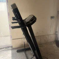 فروش یک دستگاه تردمیل