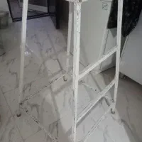 چهارپایه آهنی