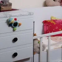 تخت و کمد به همراه تشک