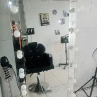 آینه  قدی چراغ دار کاملا سالم سالم