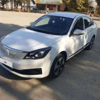 خودرو برقی دانگ فانگ E70