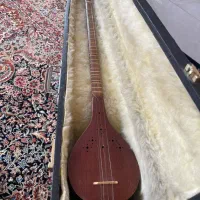 * سه تار استاد حیدریان *