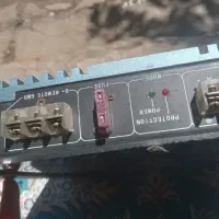 امپلی فایر سالم ، در حد نو  ،سه خروجی بسیار عالی