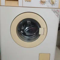 ِلباسشویی ۵ کیلو یی AEG