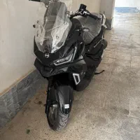ADV 175 هاسکی