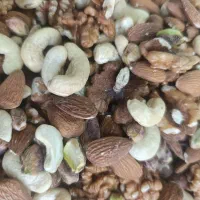 انواع آجیل و خشکبار و چای و شکلات