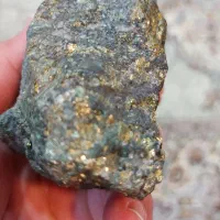 سنگ قیمتی طلا نو نو درجه یک