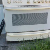 گاز فر دار و جارو برقی سالم