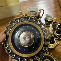 سرویس چایخوری قدیمی لاکچری با طرح کلاسیک|ظروف سرو و پذیرایی|اصفهان, توپخانه ارتش|دیوار