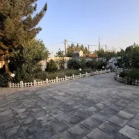 باغ ویلا با قدمت بر خیابان۲۵متری چهارباغ