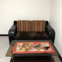 مبل تک نفره و میز|مبلمان خانگی و میز عسلی|شاهین‌شهر, طالقانی|دیوار