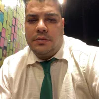 مهندس الکترونیک آماده به کار هستم