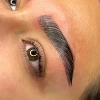 کاشت و اکستشن مژه