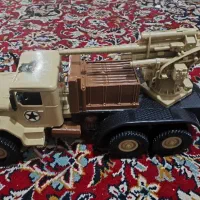 ماشین جنگی اسباب بازی بزرگ