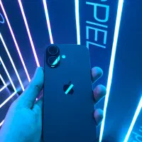 ایفون ۱۶ نرمال با لوازم