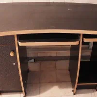 میز تحریر|میز تحریر و کامپیوتر|اصفهان, دانشگاه اصفهان|دیوار