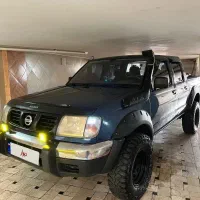 نیسان پیکاپ دوکابین مدل ۸۱