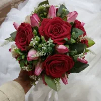 دسته گل عروس